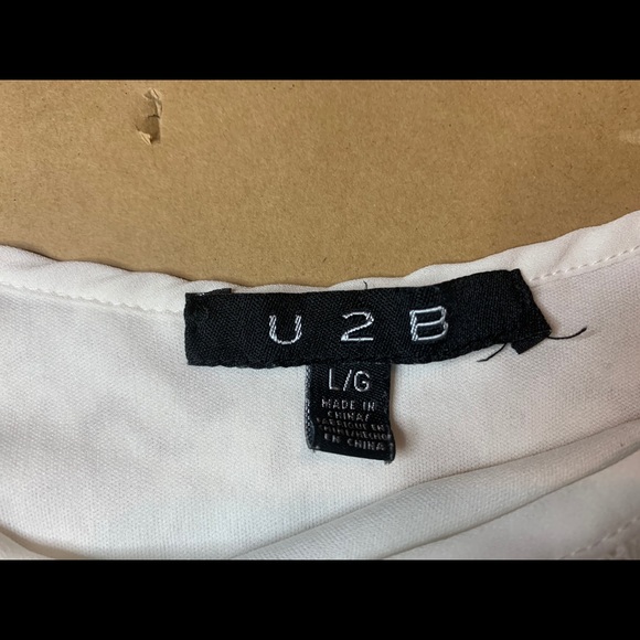 White lace top - Picture 2 of 2